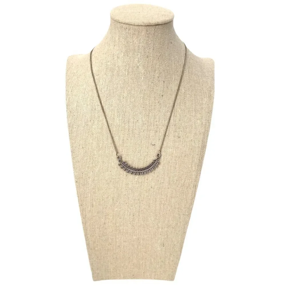 Flying Color Necklace / Feather Beaded